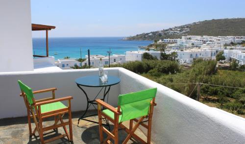 Gallery image of Manos Studios in Platis Yialos Mykonos
