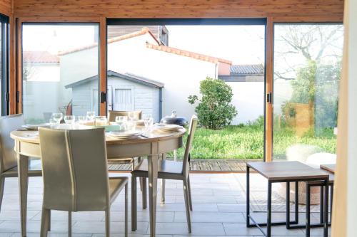 Maison proche côte sauvage, La Chaume - 7 personnes