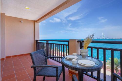 Gallery image of Anantara Flatprivate Beach! Burj & Sea View in Dubai