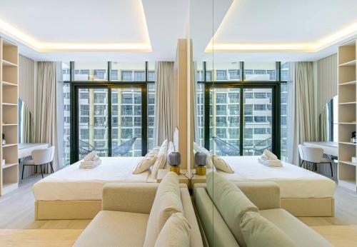 Modern Stu Near Downtown Dubai Pool Gym WiFi