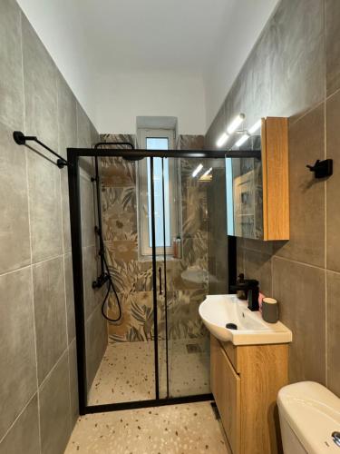 Aiolos kolonaki suite 8 near Hilton