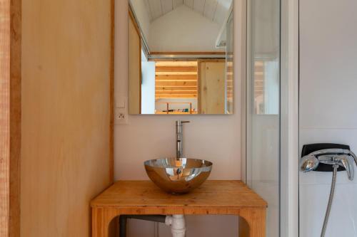 Φωτογραφία από το άλμπουμ του Très Jolie Tiny House Tout Confort σε Prat