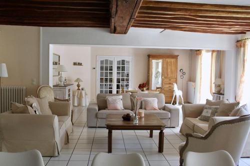 Posezení v ubytování Maison Hermitage Campagne Chic - Vexin