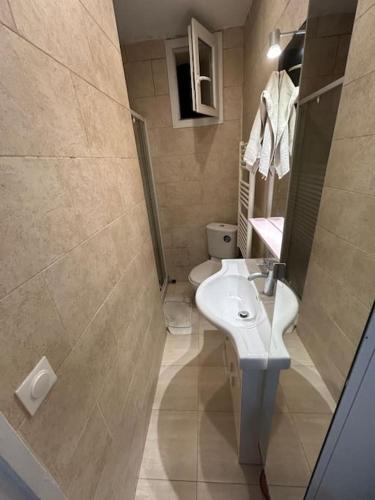 Photo de la galerie de l'établissement Maison 2 étages équipés lumineux, à Nanterre