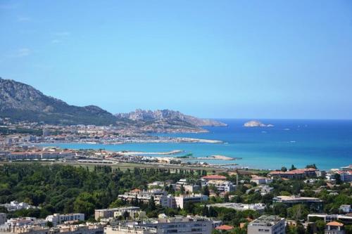 PRADO PLAGE DAVID - STADE VELODROME - PARC CHANOT - Luxury apartment by the Sea - Enjoy premium comfort with access to international TV channels from all over the world photo 86