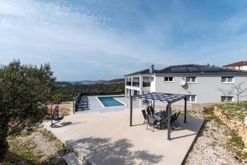 Luxury Villa Harmonia