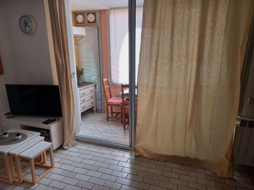 Studio alcôve 4 pers avec véranda au Cap d'Agde