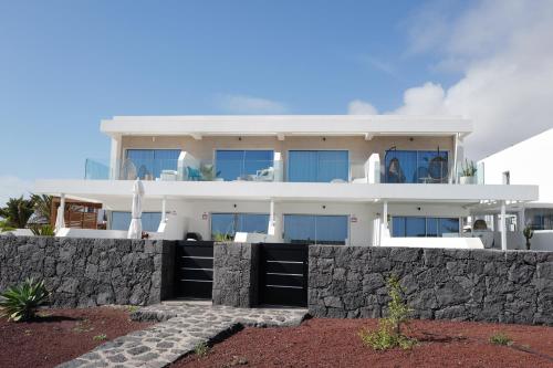 Villa La Perla - Oceanfront - View to Fuerteventura Lobos