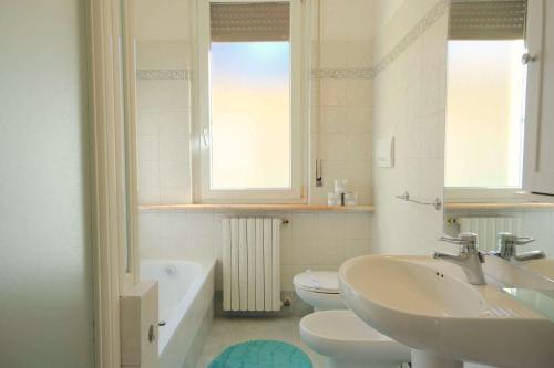 Gallery image of Case VR Holiday - Residenza Leo in Verona