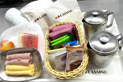 Принадлежности для чая и кофе в Cassino Motel 3