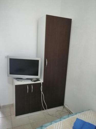 Gallery image of APARTMENTS JULIA in Sutomore