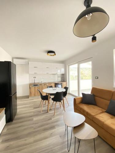 Apartments Puntica 2+1 person Rab