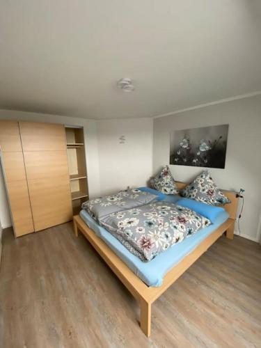 Postel nebo postele na pokoji v ubytování Ferienwohnung Leonardo