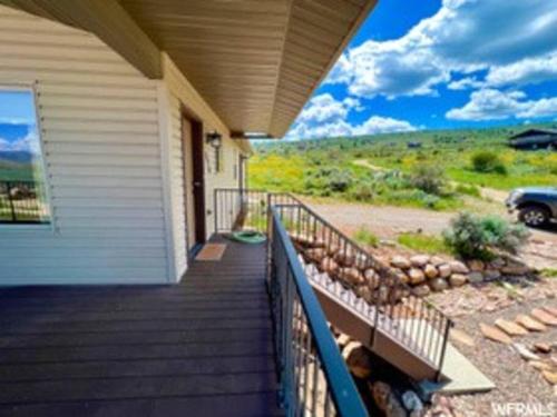 Gallery image of Cozy Bear Lake Retreat in Garden City