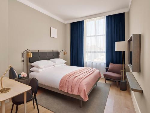 Voodi või voodid majutusasutuse 11 Howard, New York, a Member of Design Hotels toas