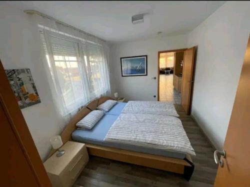 Krevet ili kreveti u jedinici u okviru objekta Spacious 100sq m apartment