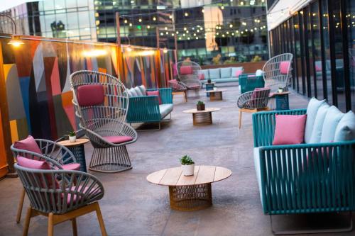 Гостиная зона в Marriott Long Beach Downtown