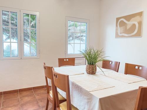 Calheta Bay View House - Family and Group Residence