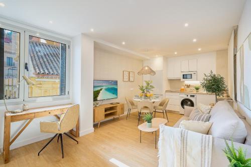 Málaga Mirage by Lovely Rentals