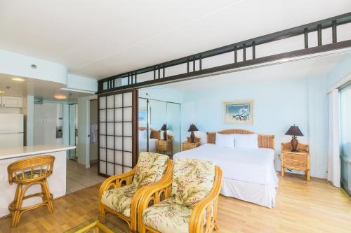 Ilikai Tower 720 Lagoon View 1BR_2
