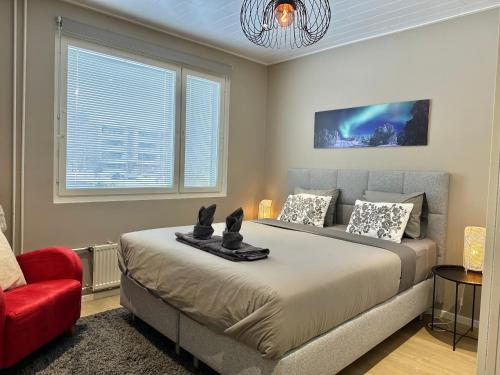 Postel nebo postele na pokoji v ubytování Elegant apartment with Sauna in the center