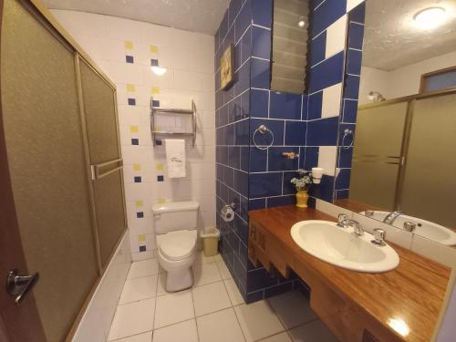 Hotel Pumakala tesisinde bir banyo