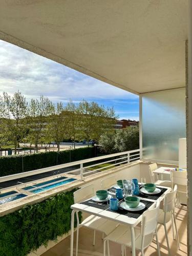 Balkoni atau teres di Cozy apartment in L’Estartit