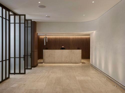 Gallery image of Vogue Hotel Montreal Downtown, Curio Collection by Hilton in Montréal