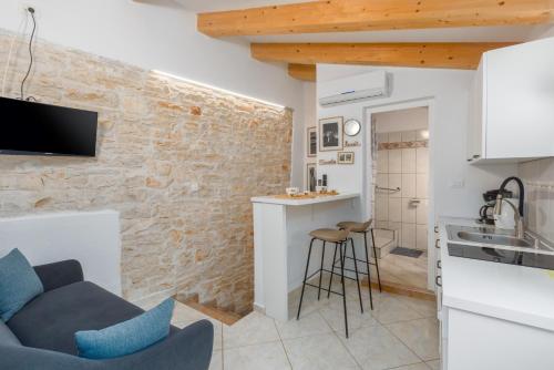 Apartments with parking space Rovinjsko Selo, Rovinj - 14514