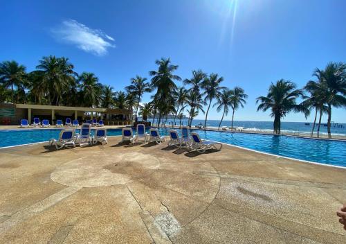 Swimmingpoolen hos eller tæt på Bahiamar