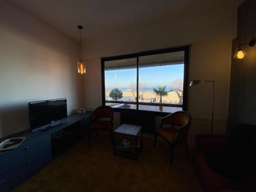Arcachon : studio duplex face plage, centre-ville, Wi-Fi, parking