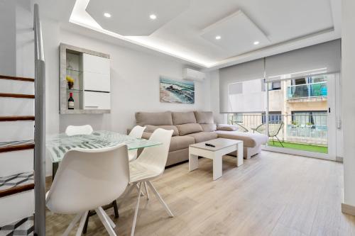 Duplex center- Calafell