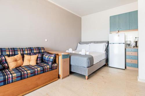 Rooftop 1-bedroom apartment