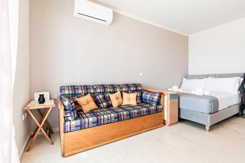 Rooftop 1-bedroom apartment