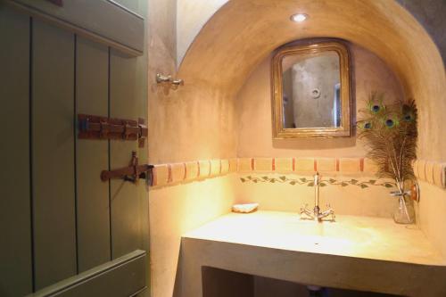 Un baño de Axion Studios