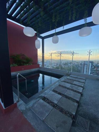 Kolam renang di atau dekat dengan Apartment in San José close to restaurants