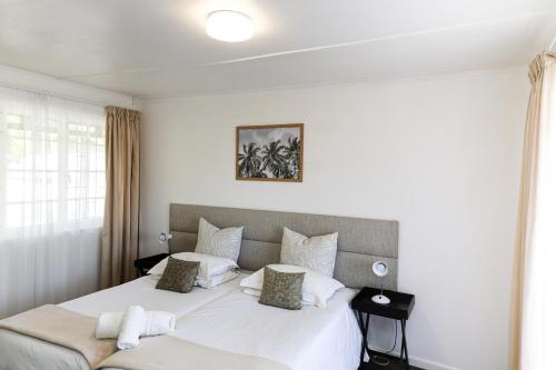 Gallery image of George Lodge International in George