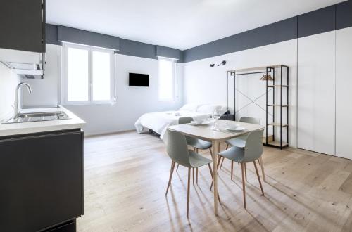 Easylife - Milano - Kramer 13 C - Risorgimento