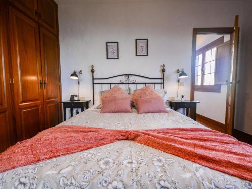 Ein Bett oder Betten in einem Zimmer der Unterkunft 4 star holiday home in San Juan de la Rambla