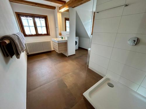 a bathroom with a shower and a sink at Ferienwohnung Hornauer in Salem