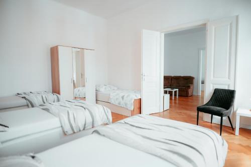 Raimond Apartment Ottakring Top 14