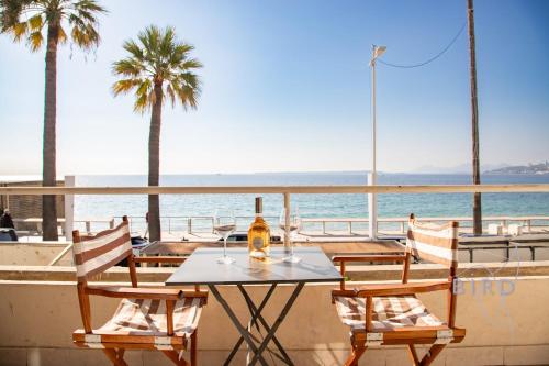 Large studio on the seafront