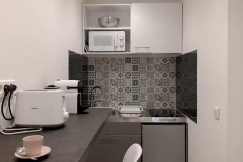 Simon Apartments