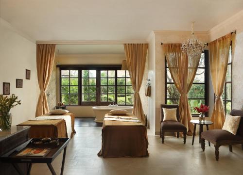 Letto o letti in una camera di Alaya Resort Ubud