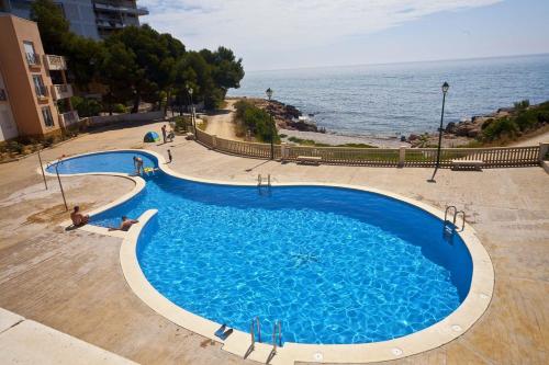 EDISON FINCAS VAN CAMP