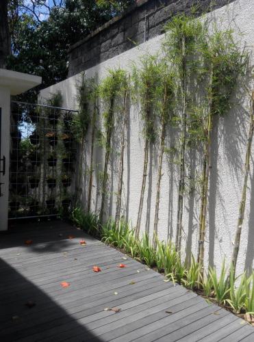 Κήπος έξω από το HK Villa Bali