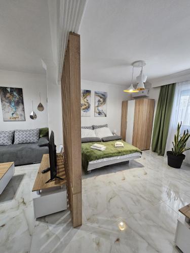 Acvi LUX - City Center by Seafront