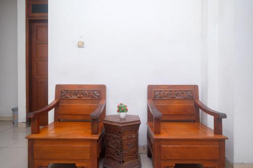 Χώρος καθιστικού στο Urbanview Hotel Pondok Anggun Yogyakarta by RedDoorz