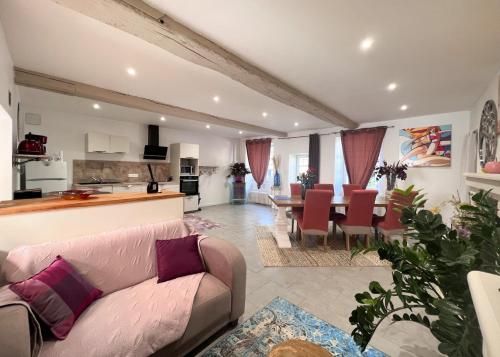 Dapur atau dapur kecil di Gîte du Paradis Perdu