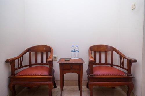 Χώρος καθιστικού στο Urbanview Hotel Pondok Anggun Yogyakarta by RedDoorz